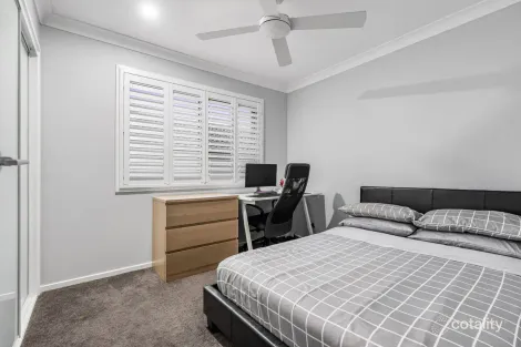 Property photo of 25 Jellicoe Street Manly West QLD 4179