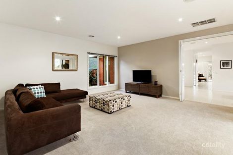 Property photo of 136 Main Drive Macleod VIC 3085