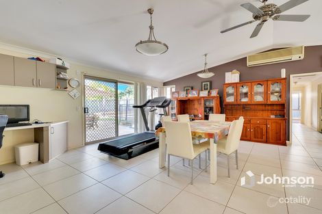 Property photo of 4 Jacaranda Close Sinnamon Park QLD 4073