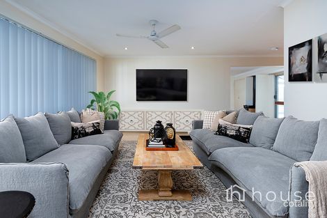 Property photo of 21 Willoughby Crescent Springwood QLD 4127