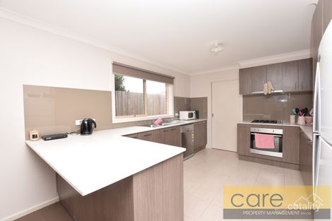 Property photo of 18 Snowy Drive Lynbrook VIC 3975
