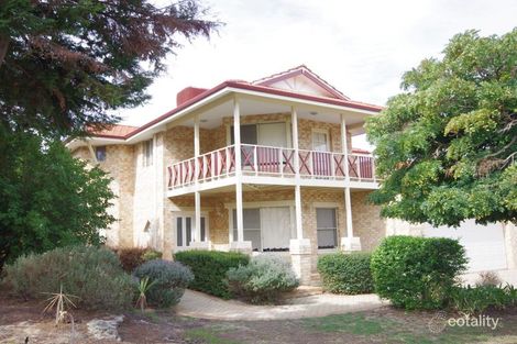 11 Glen Iris Dr, Jandakot, WA 6164