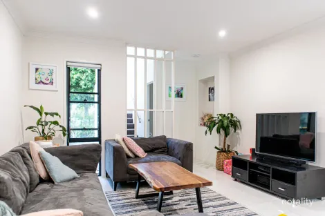 53/2 Bourton Rd, Merrimac, QLD 4226