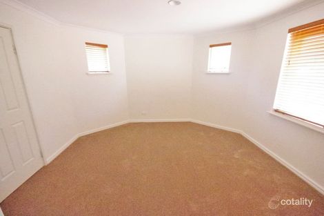 Property photo of 11 Glen Iris Drive Jandakot WA 6164