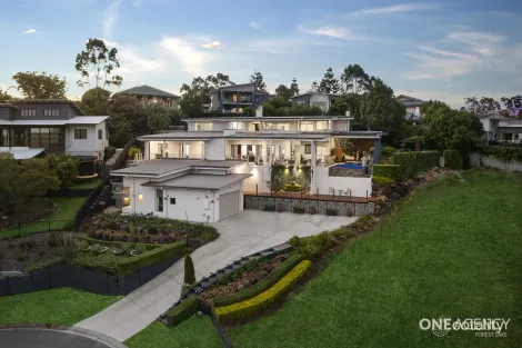 Property photo of 14 Seanna Place Brookwater QLD 4300