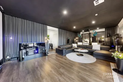 Property photo of 97 Beachview Parade Point Cook VIC 3030