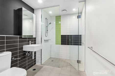 Property photo of 1110/815 Bourke Street Docklands VIC 3008