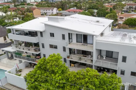 11/12-14 Bradford St, Labrador, QLD 4215