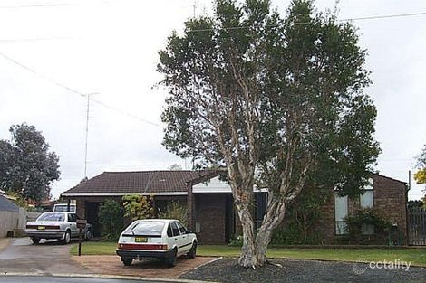 4 Cingalese Cl, Carey Park, WA 6230