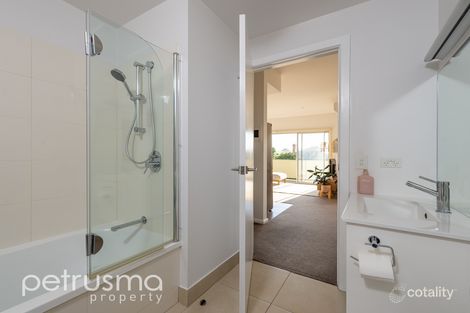 Property photo of 19/3 Clarence Street Bellerive TAS 7018