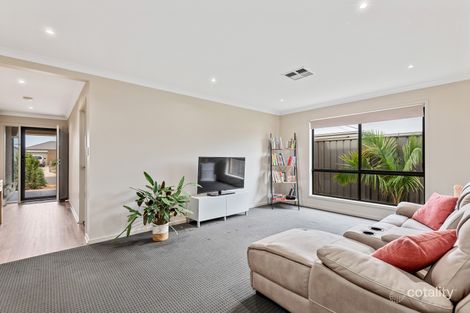 Property photo of 7 Isla Court Munno Para West SA 5115