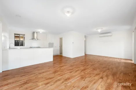 Property photo of 16 Pumice Road Treeby WA 6164