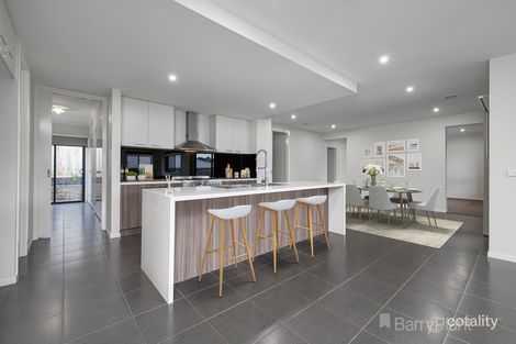 Property photo of 10 Crole Drive Warragul VIC 3820