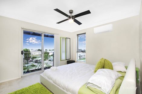 Property photo of 13 Lockheed Avenue Middleton Grange NSW 2171