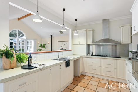 Property photo of 7 Crossland Court Peppermint Grove WA 6011