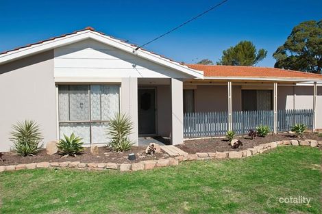 24 Monument Dr, Beldon, WA 6027