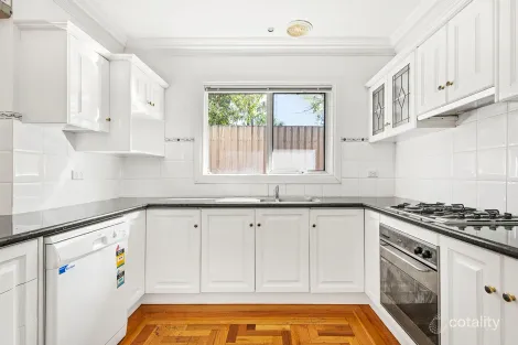 Property photo of 2/90 Marshall Street Ivanhoe VIC 3079