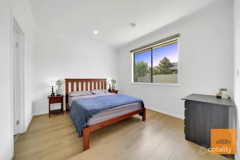 Property photo of 48 Mapleton Boulevard Melton South VIC 3338