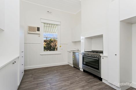 Property photo of 64 Neale Street Kennington VIC 3550