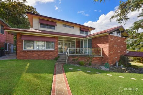17 Margaret Ave, Hornsby Heights, NSW 2077