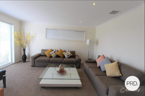 Property photo of 4 Edna Thompson Crescent Casey ACT 2913