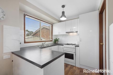 Property photo of 5 Glenella Way Minto NSW 2566