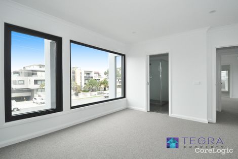Property photo of 4/873 Doncaster Road Doncaster East VIC 3109