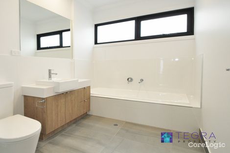 Property photo of 4/873 Doncaster Road Doncaster East VIC 3109