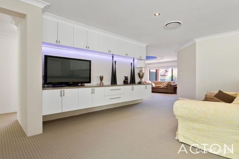 Property photo of 8/93-95 Scarborough Beach Road Mount Hawthorn WA 6016