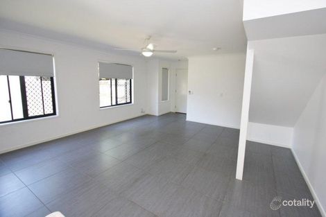 Property photo of 2/21 Wilson Street Labrador QLD 4215