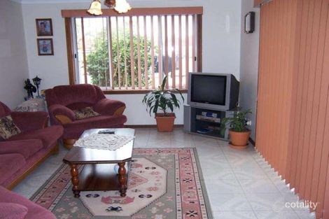 Property photo of 3 Tolson Place Balgownie NSW 2519