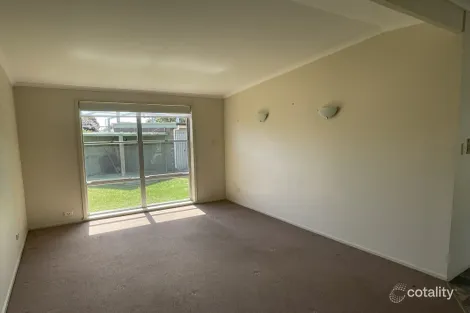 Property photo of 19 Treloar Street Sale VIC 3850