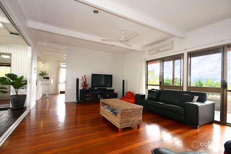 Property photo of 7 Helen Close Smithfield QLD 4878