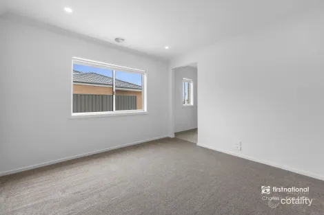 Property photo of 5 Bellbird Street Echuca VIC 3564