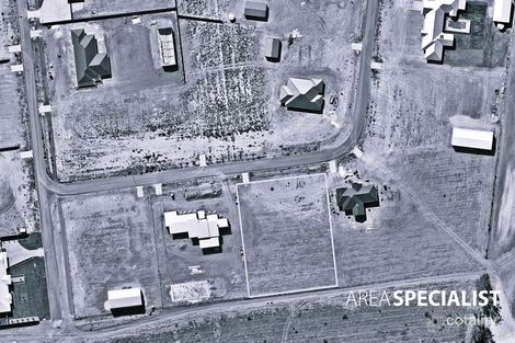 12 Charon Dr, Gol Gol, NSW 2738