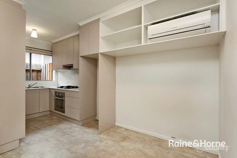 Property photo of 4/26 McLean Street Brunswick West VIC 3055