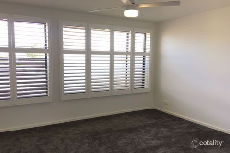 Property photo of 2/72 Albert Street Warners Bay NSW 2282