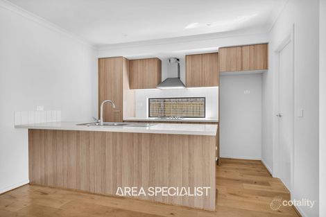 Property photo of 28A Plymouth Boulevard Clyde North VIC 3978