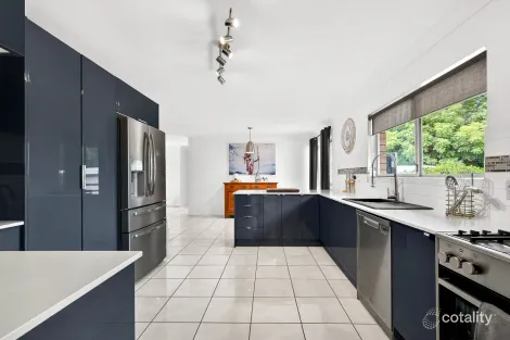 Property photo of 1 Cedar Street Raceview QLD 4305