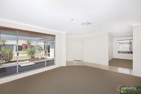 Property photo of 9 Senecio Way Halls Head WA 6210