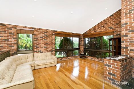 Property photo of 4 Merredin Close Yarrawarrah NSW 2233