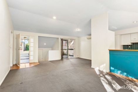 Property photo of 22/82 Russell Terrace Indooroopilly QLD 4068