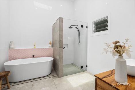 Property photo of 4 Margherita Avenue Bateau Bay NSW 2261