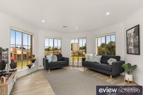 Property photo of 4 Burlorn Court Carrum Downs VIC 3201