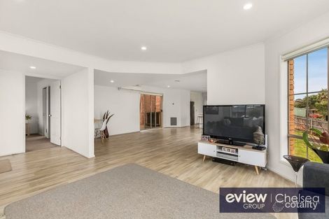 Property photo of 4 Burlorn Court Carrum Downs VIC 3201