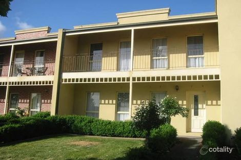 10/10 Parkhill Dr, Berwick, VIC 3806