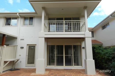 8105 Magnolia Dr, Hope Island, QLD 4212