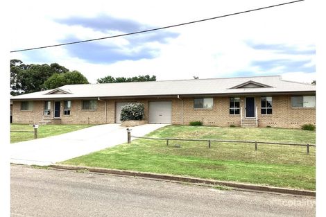 45a/45b Blaxland St, Merriwa, NSW 2329