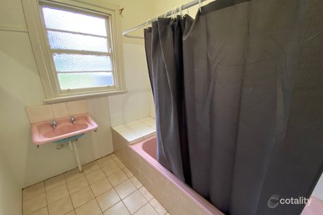 Property photo of 48 Close Street Parkes NSW 2870