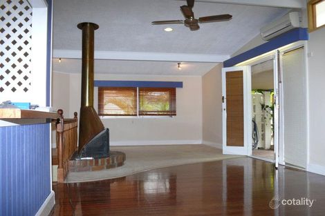 Property photo of 29 Kenmore Road Kenmore QLD 4069